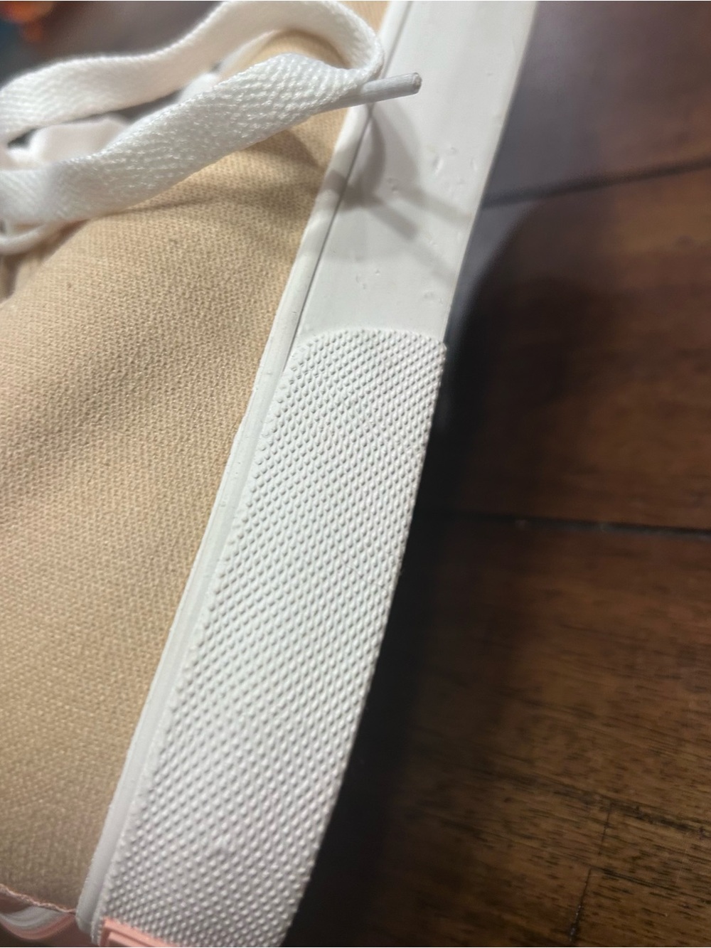 Vionic Oasis Sneakers Size 7 Tan NEW Without Tags - Picture 11 of 12